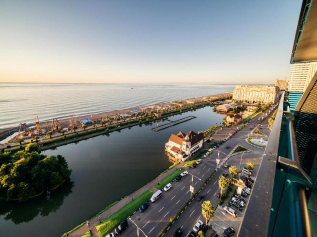 Black Sea Apartment In Orbi City Batumi Zewnętrze zdjęcie